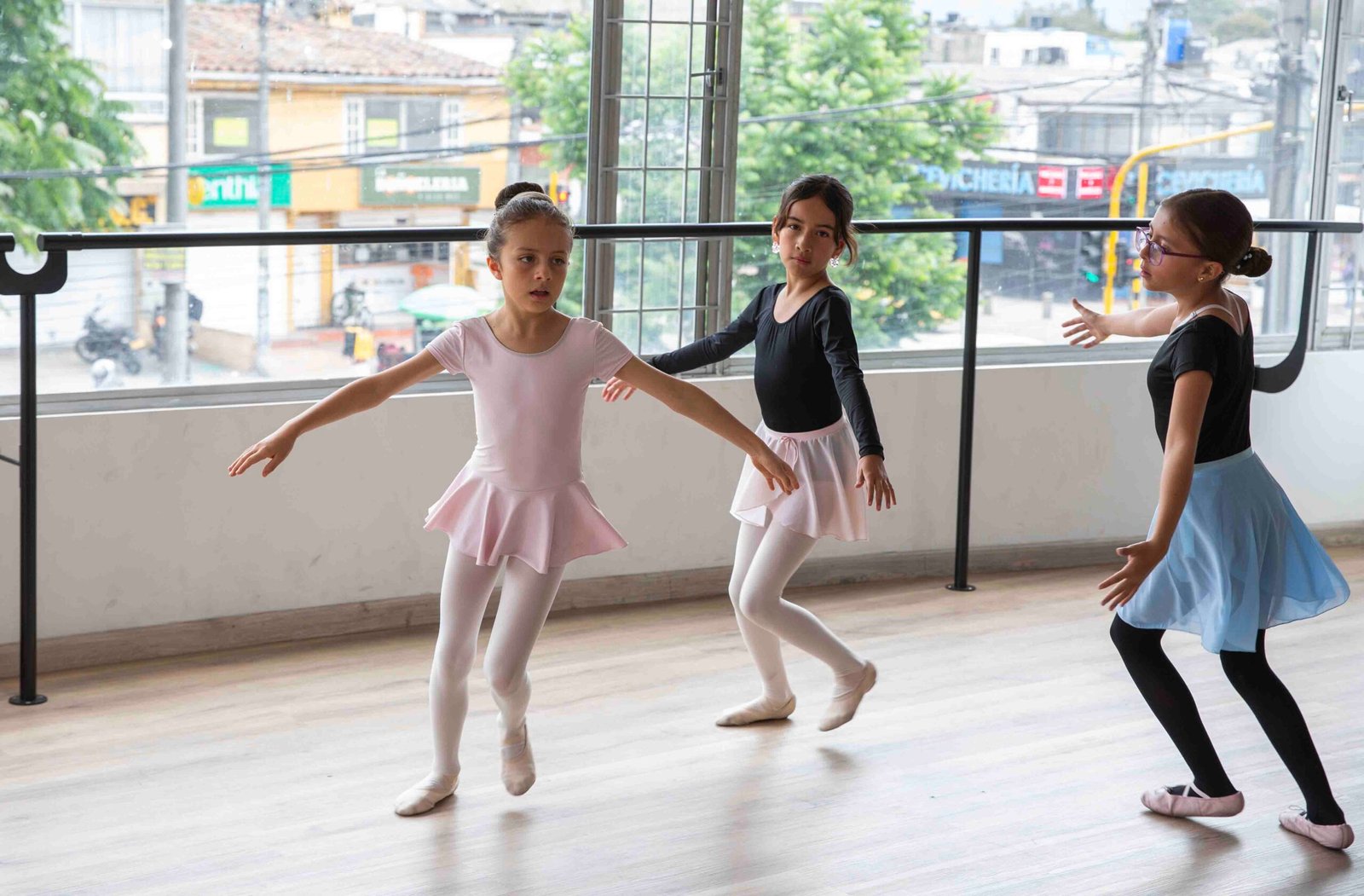 Ballet Modelia 2 2 scaled