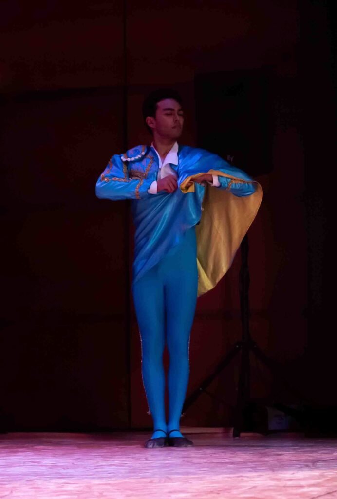 Ballet Modelia 210 1