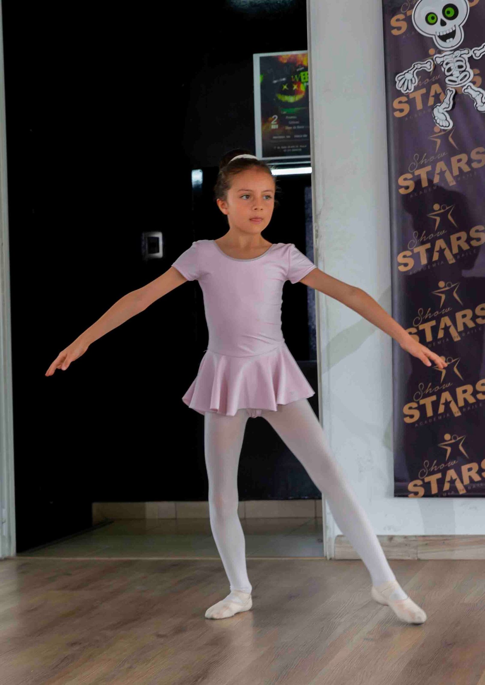 Ballet Modelia 62 1 scaled