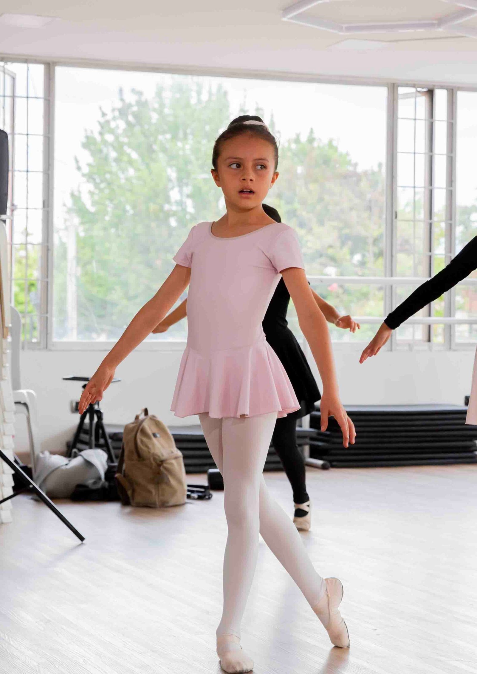 Ballet Modelia 64 1 scaled