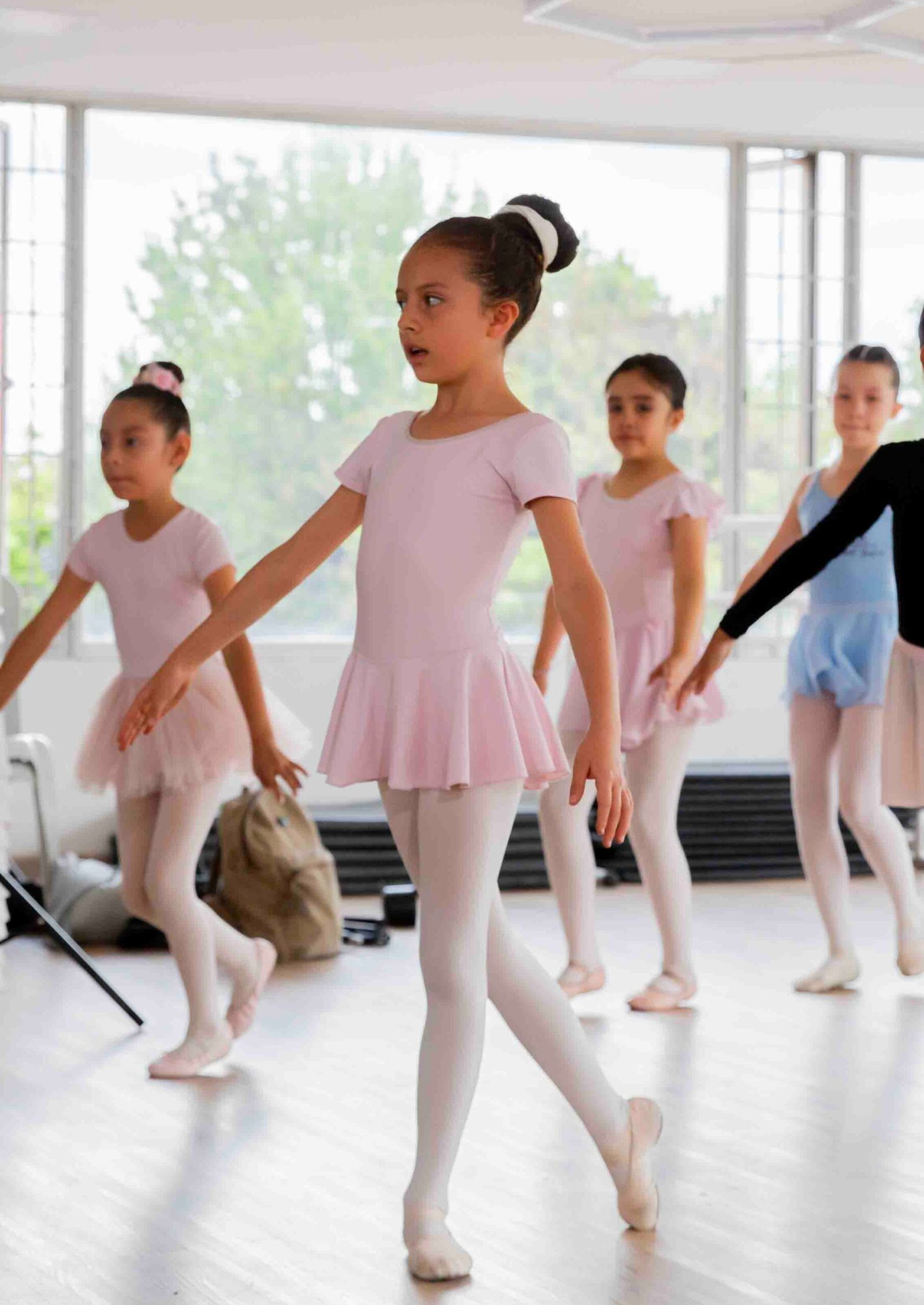 Ballet Modelia 65 1 scaled